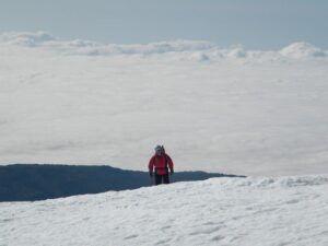 Ascensión al Mulhacén con Guías de Montaña 2026 5 Ascension Mulhacen Sierra Nevada 03 e1764867488314