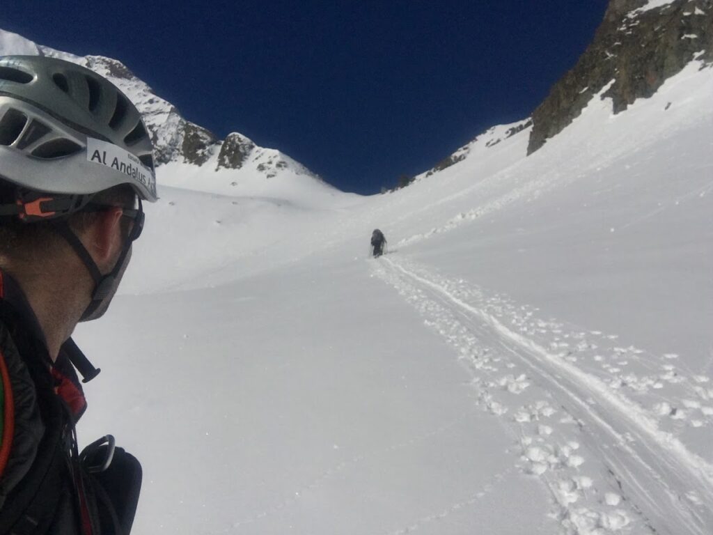 esquí de montaña en pirineos